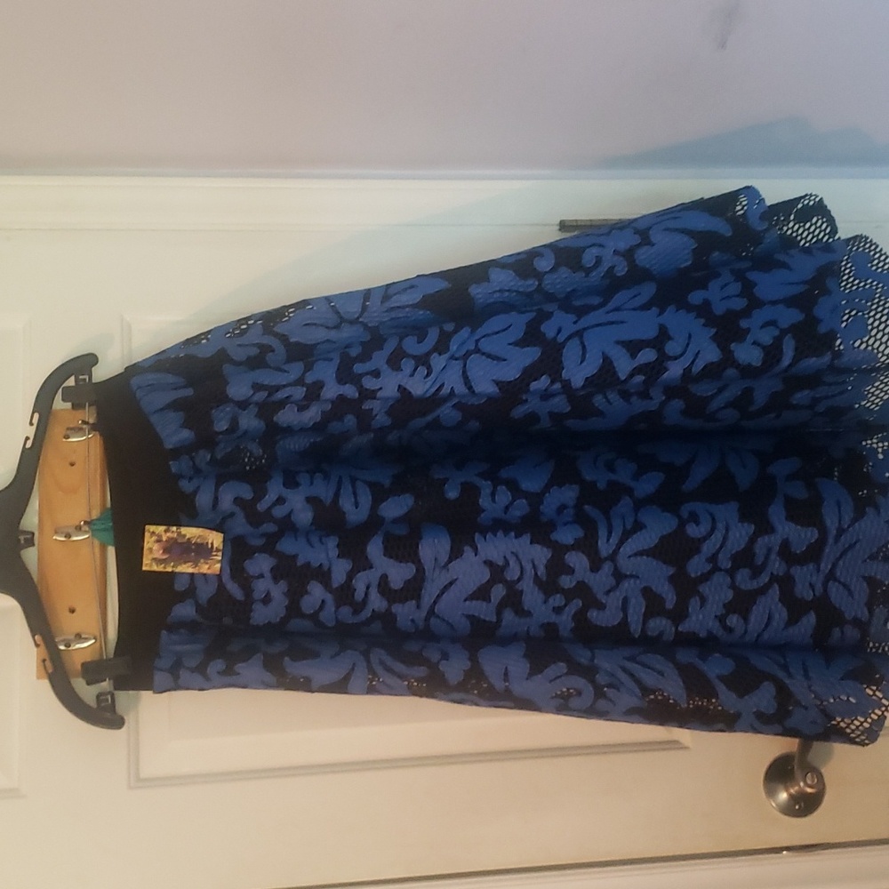 ONION sheer Black skirt with blue appliques size XL
